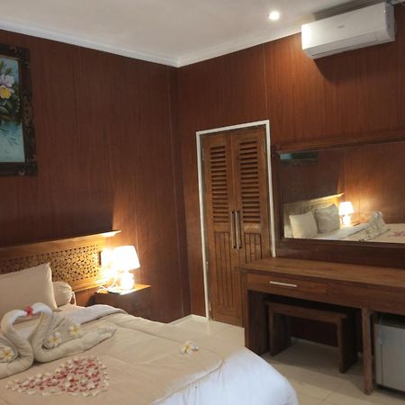 Coral Beach Seaside Gili Trawangan Extérieur photo